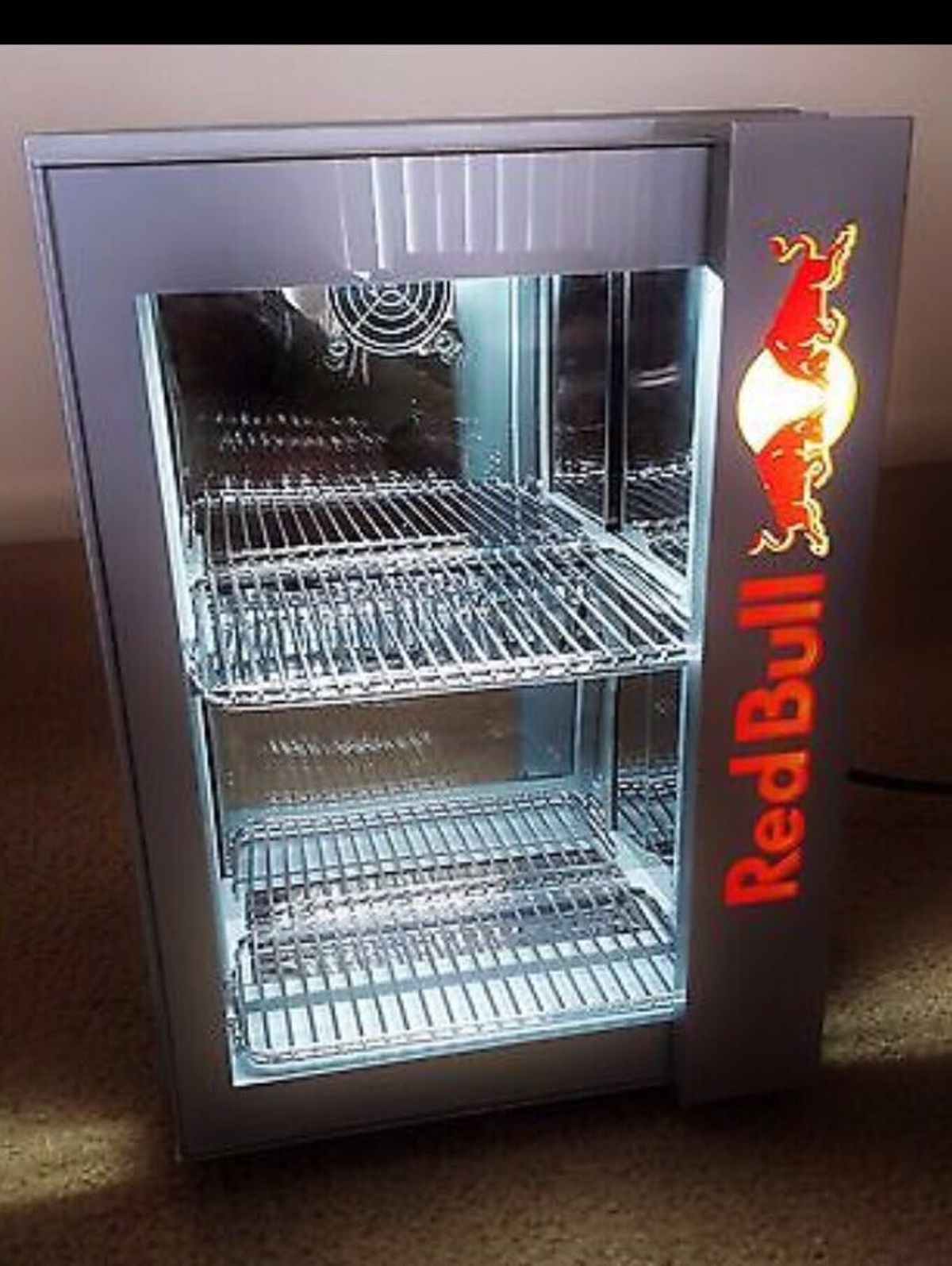 Red Bull Kühlschrank