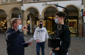 Zwei Großfamilien gecastet