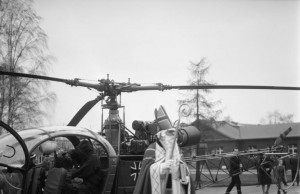 1965 kam der Nikolaus im Helikopter