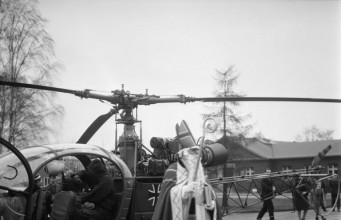 1965 kam der Nikolaus im Helikopter